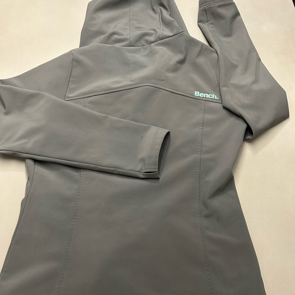 Bench Women’s Sage Green Hooded Light  Utility Jacket.  Size XL - Picture 14 of 16